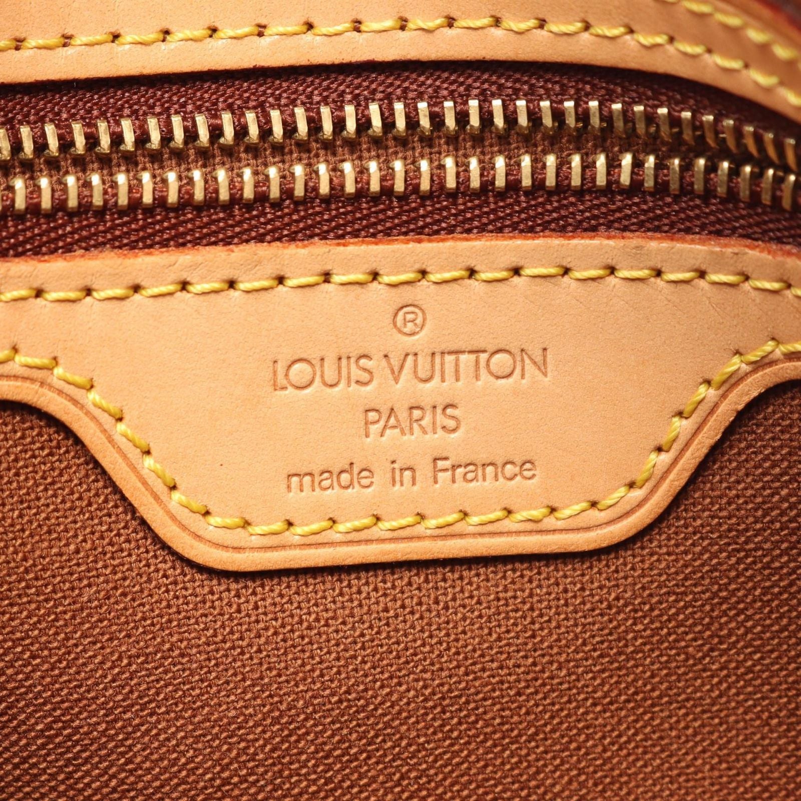 Louis Vuitton Handbag Mini Looping Monogram Leather — view 4
