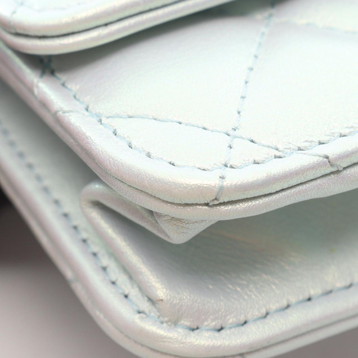 Chanel Shoulder Bag Quilted Pearl White Lambskin Chain Wallet — view 7