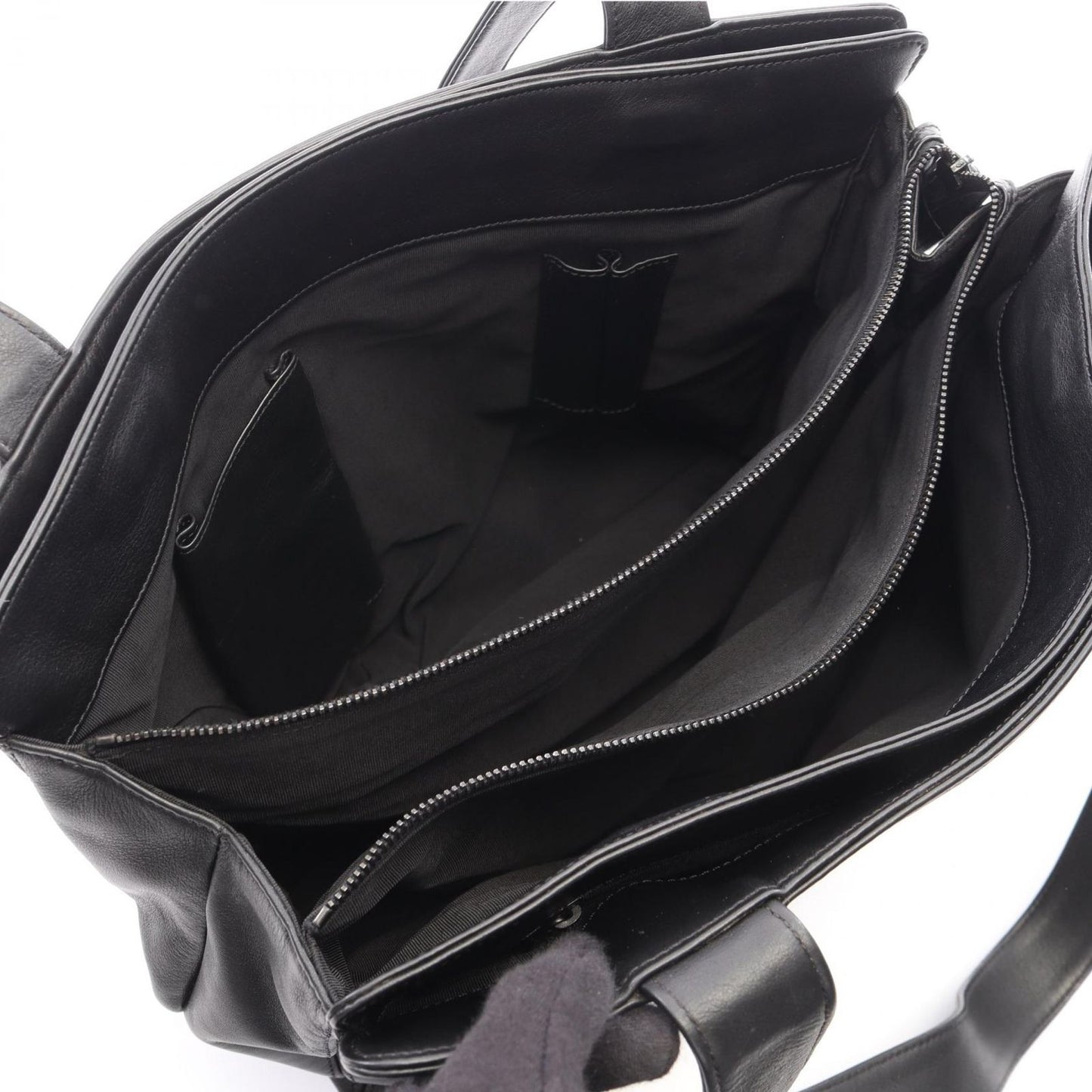 Chanel Tote Bag CC Logo Black Lambskin — view 3