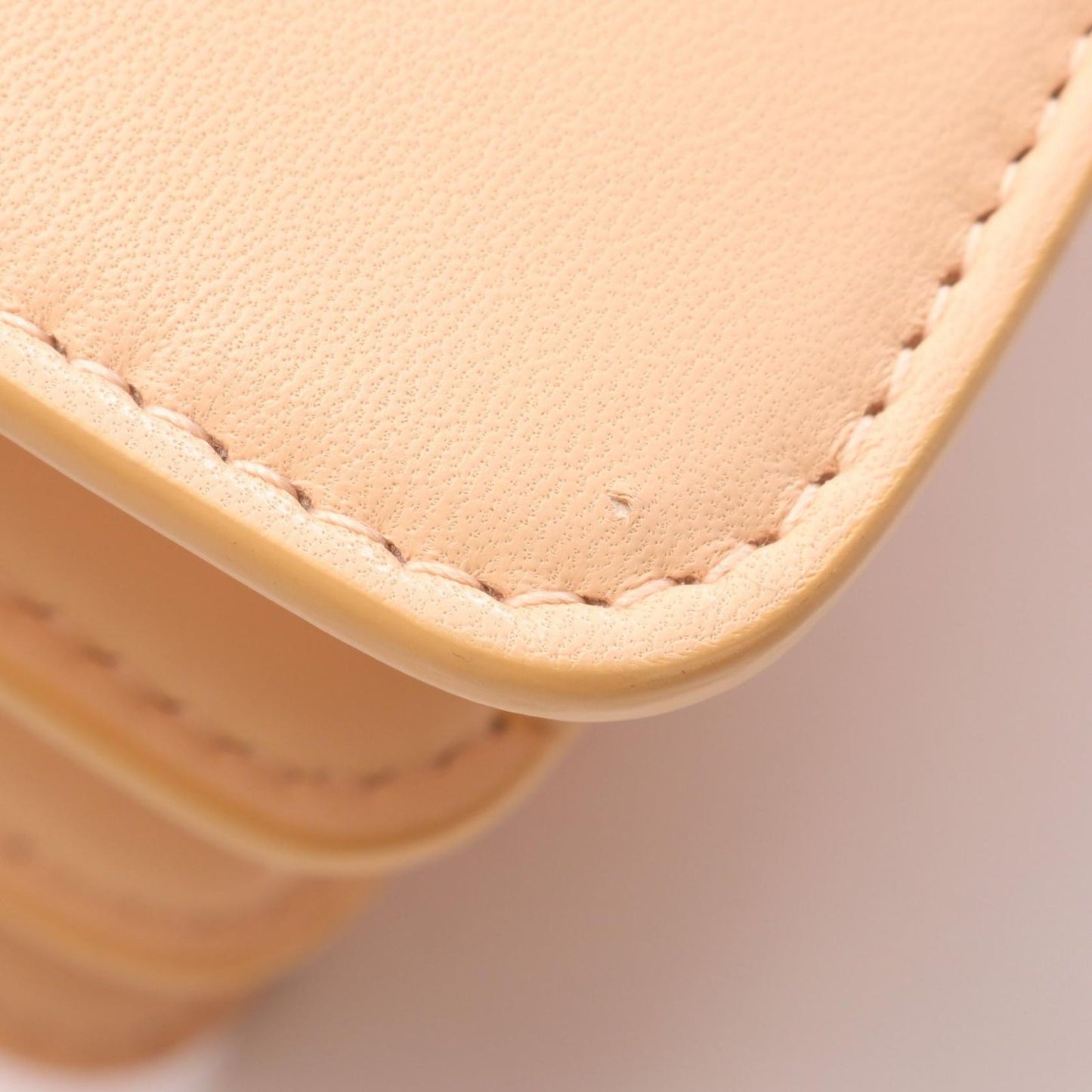 Bvlgari Serpenti Forever 2-Way Light Pink Leather Shoulder Bag — view 7