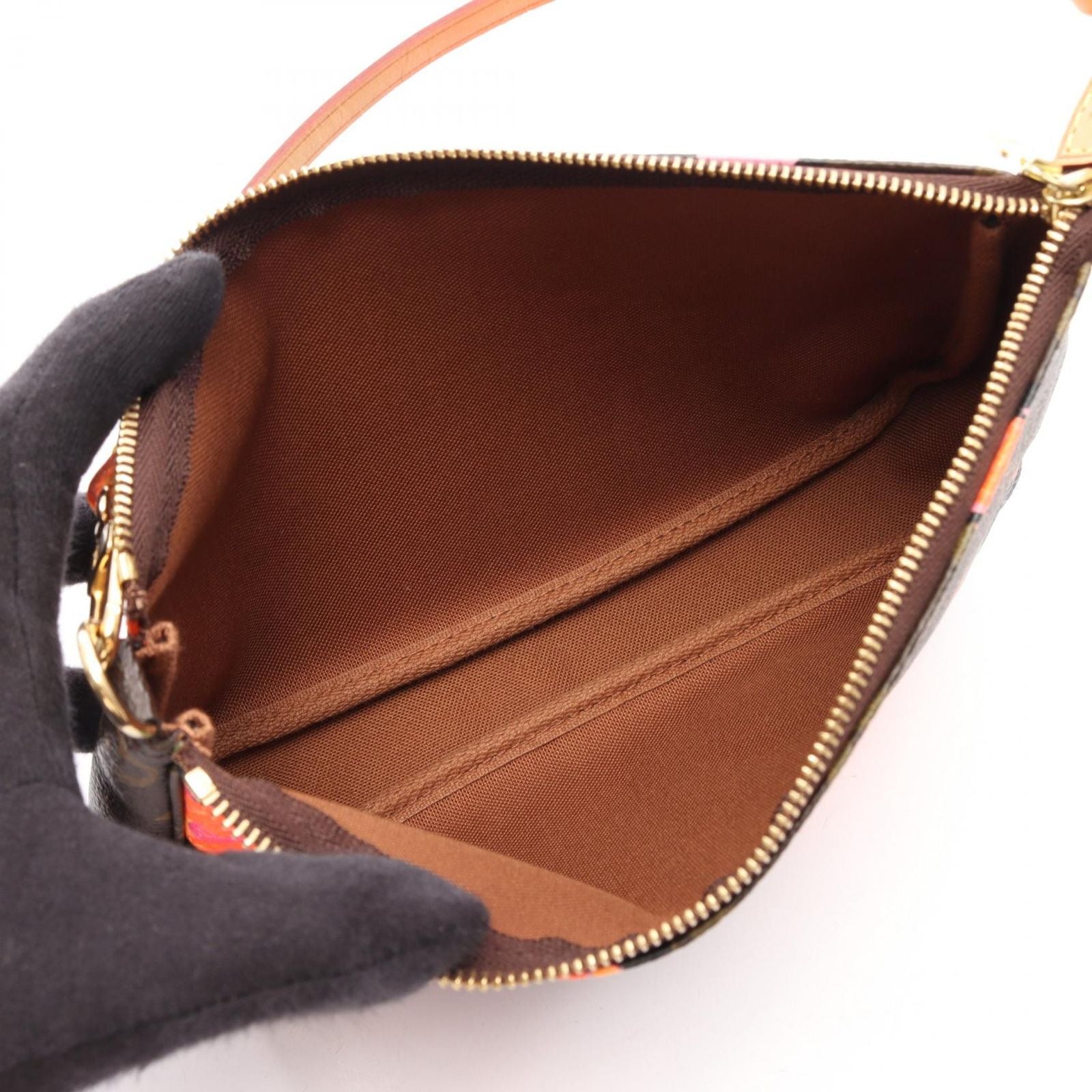 Louis Vuitton Handbag Pochette Soir Monogram Rose Leather — view 3