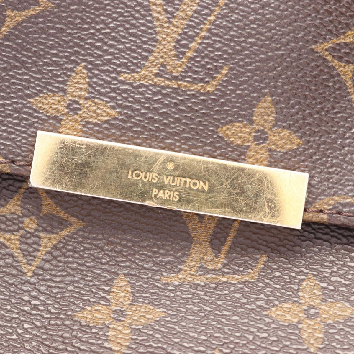 Louis Vuitton Handbag Favorite MM Monogram Leather — view 8