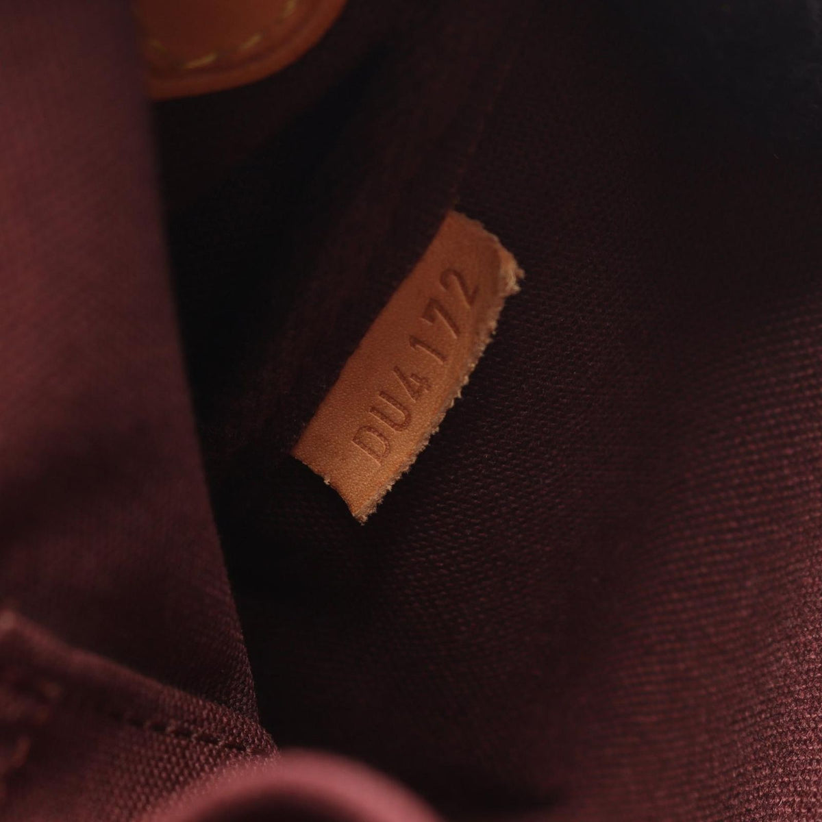 Louis Vuitton Handbag Favorite MM Monogram Leather — view 5
