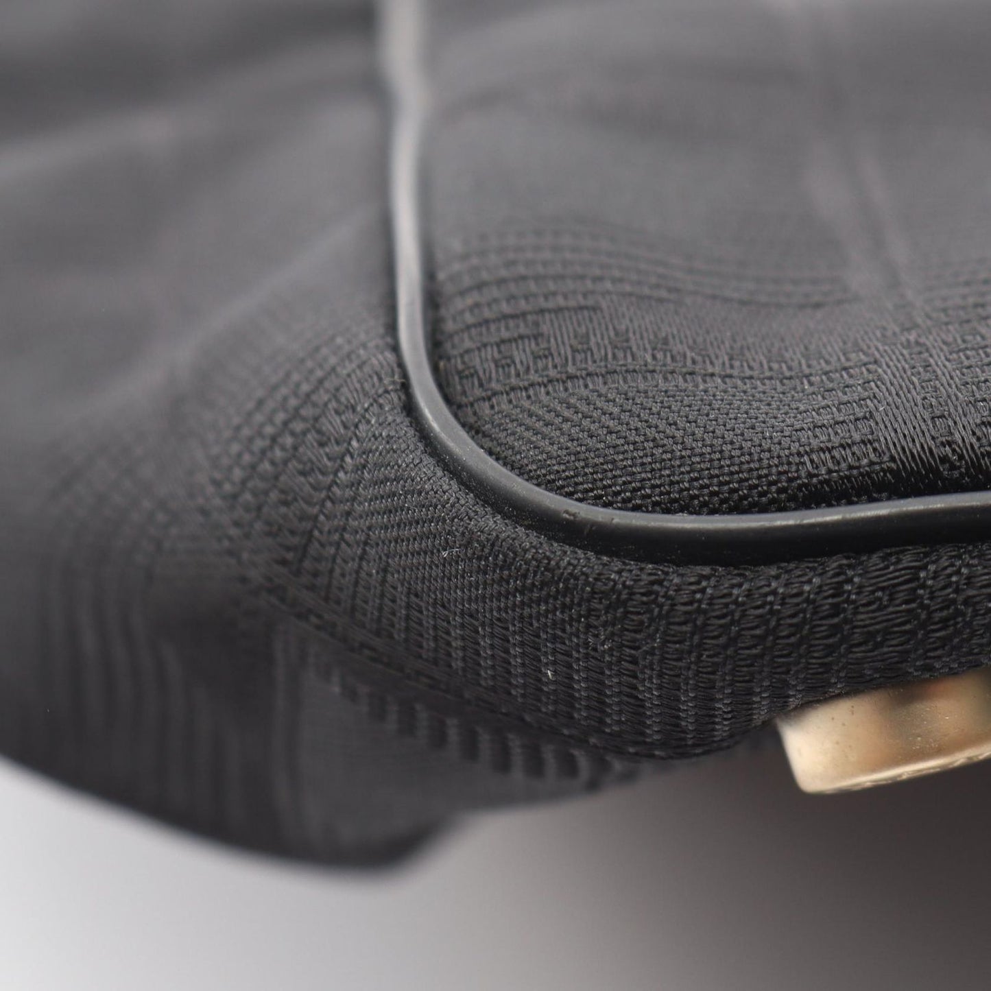 Chanel Tote Bag New Travel Line MM Black Leather MM — view 7