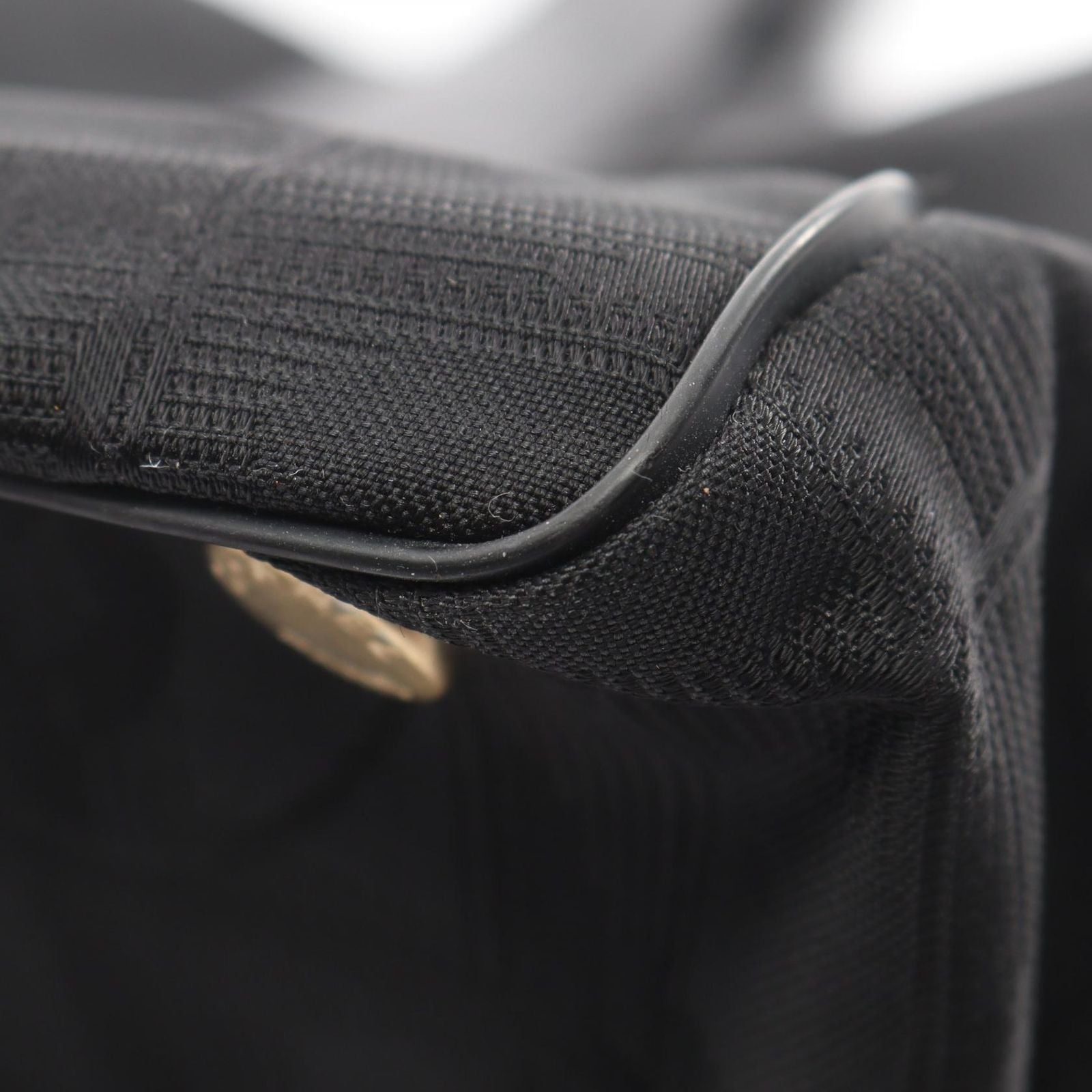 Chanel Tote Bag New Travel Line MM Black Leather MM — view 6