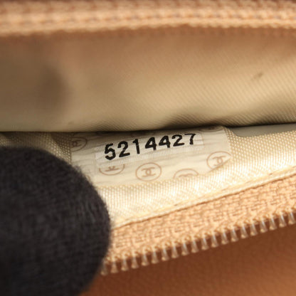 Chanel Shoulder Bag CC Logo Beige Caviar Leather — view 5