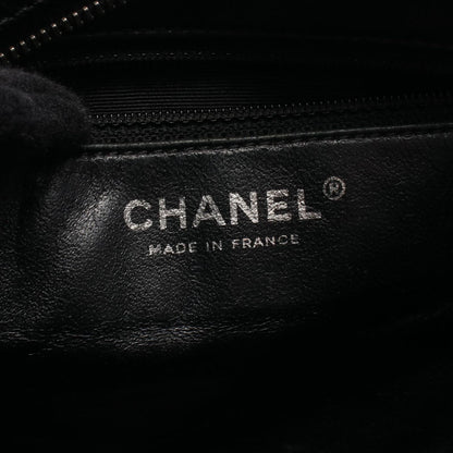 Chanel Shoulder Bag Quilted CC Logo Black Caviar Leather — view 4