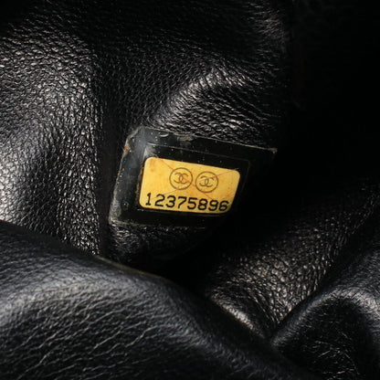 Chanel Shoulder Bag Quilted CC Logo Black Caviar Leather — view 5