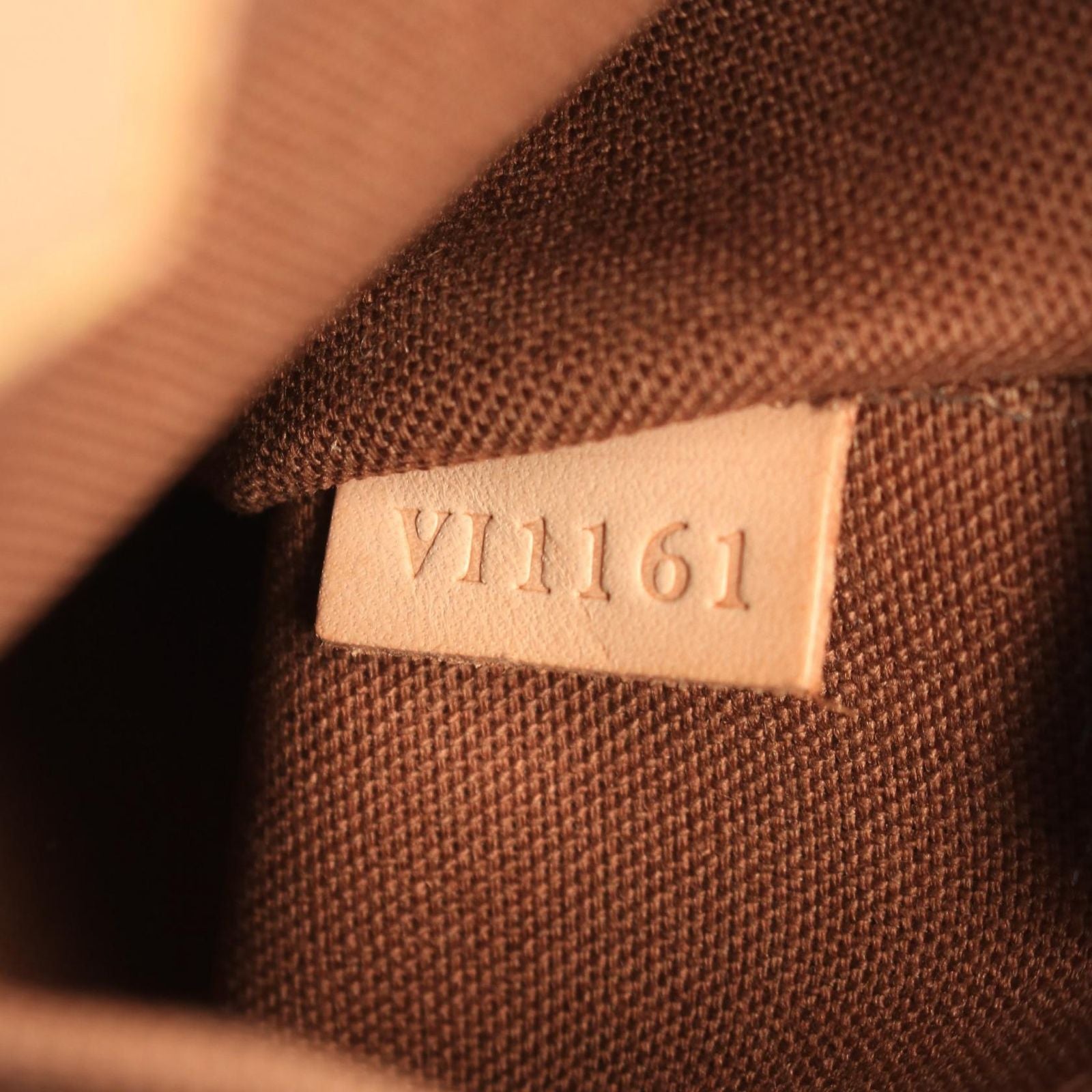 Louis Vuitton Handbag Tivoli PM Leather — view 5