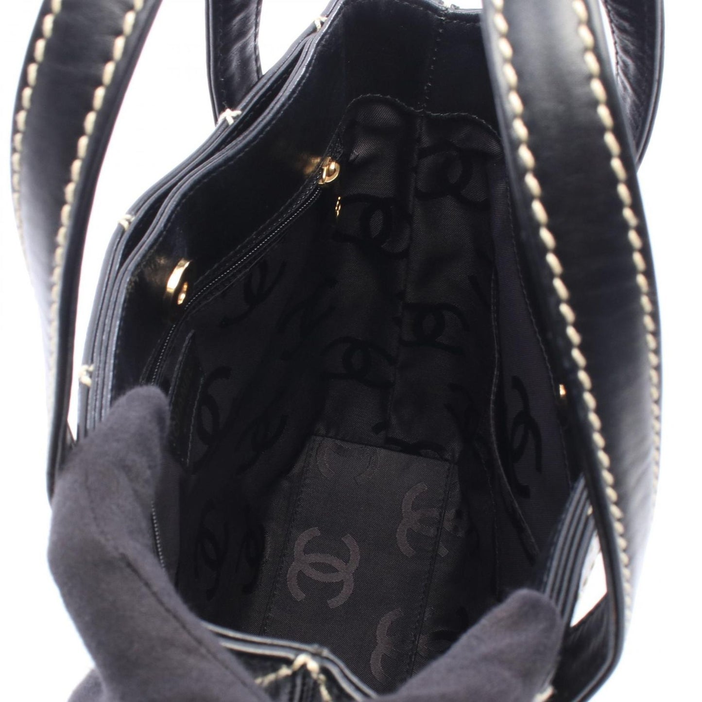 Chanel Tote Bag Wild Stitch Black Leather — view 3