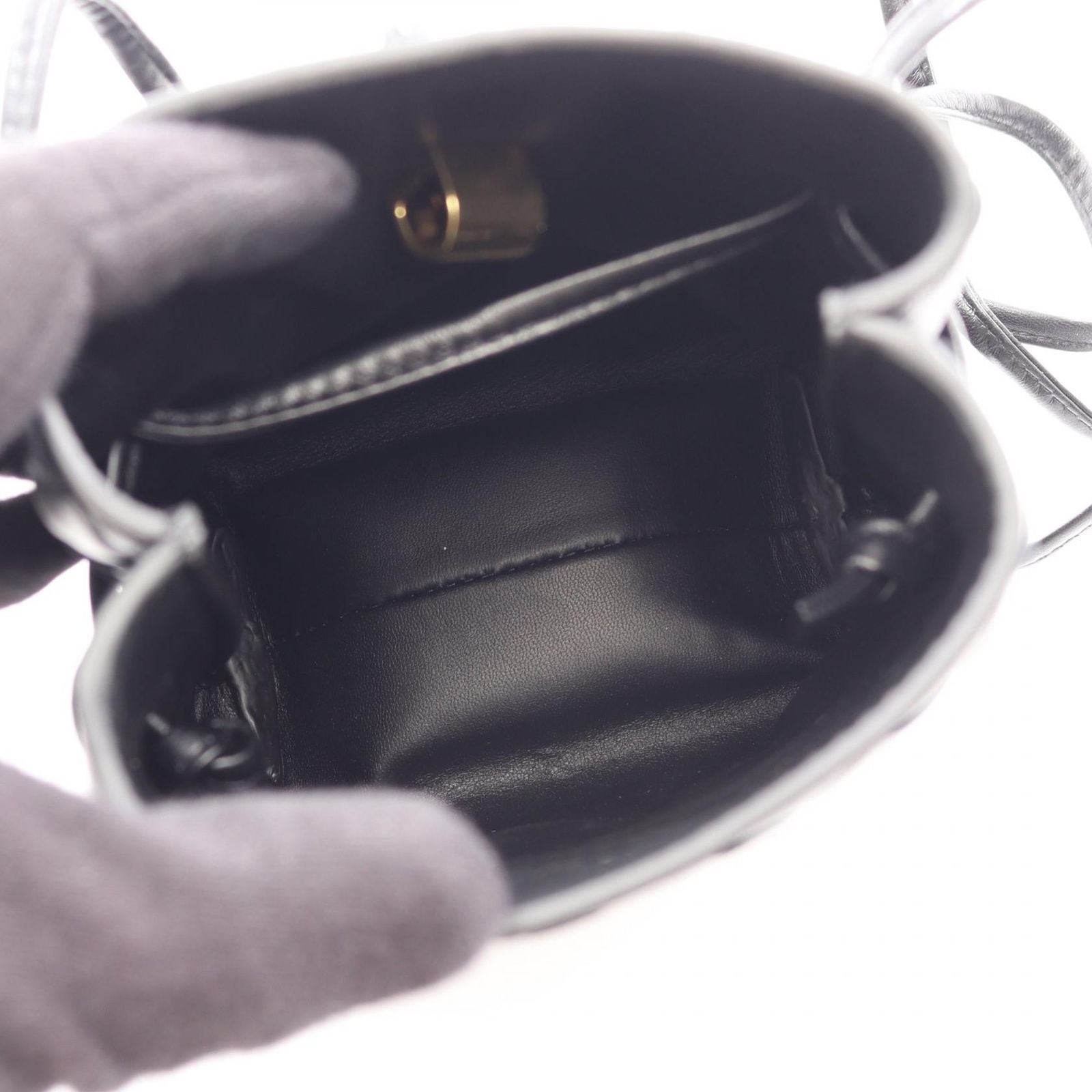 Bottega Veneta Shoulder Bag Andiamo Phone Pouch Leather — view 3