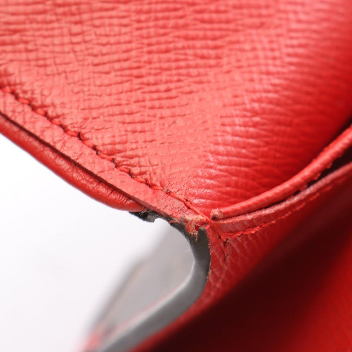Louis Vuitton Bifold Wallet Portefeuille Sarah Retiro Cerise Leather — view 7