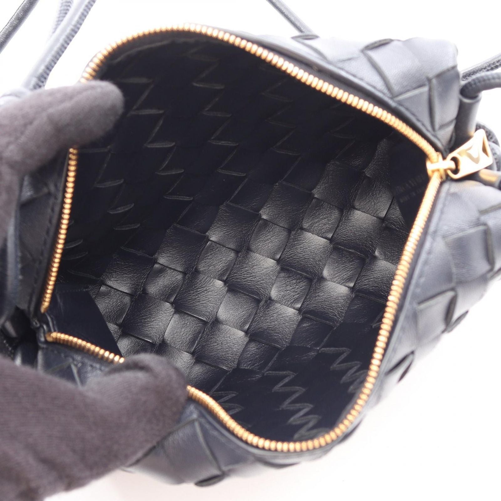 Bottega Veneta Shoulder Bag Loop Intrecciato Navy Leather Mini — view 3