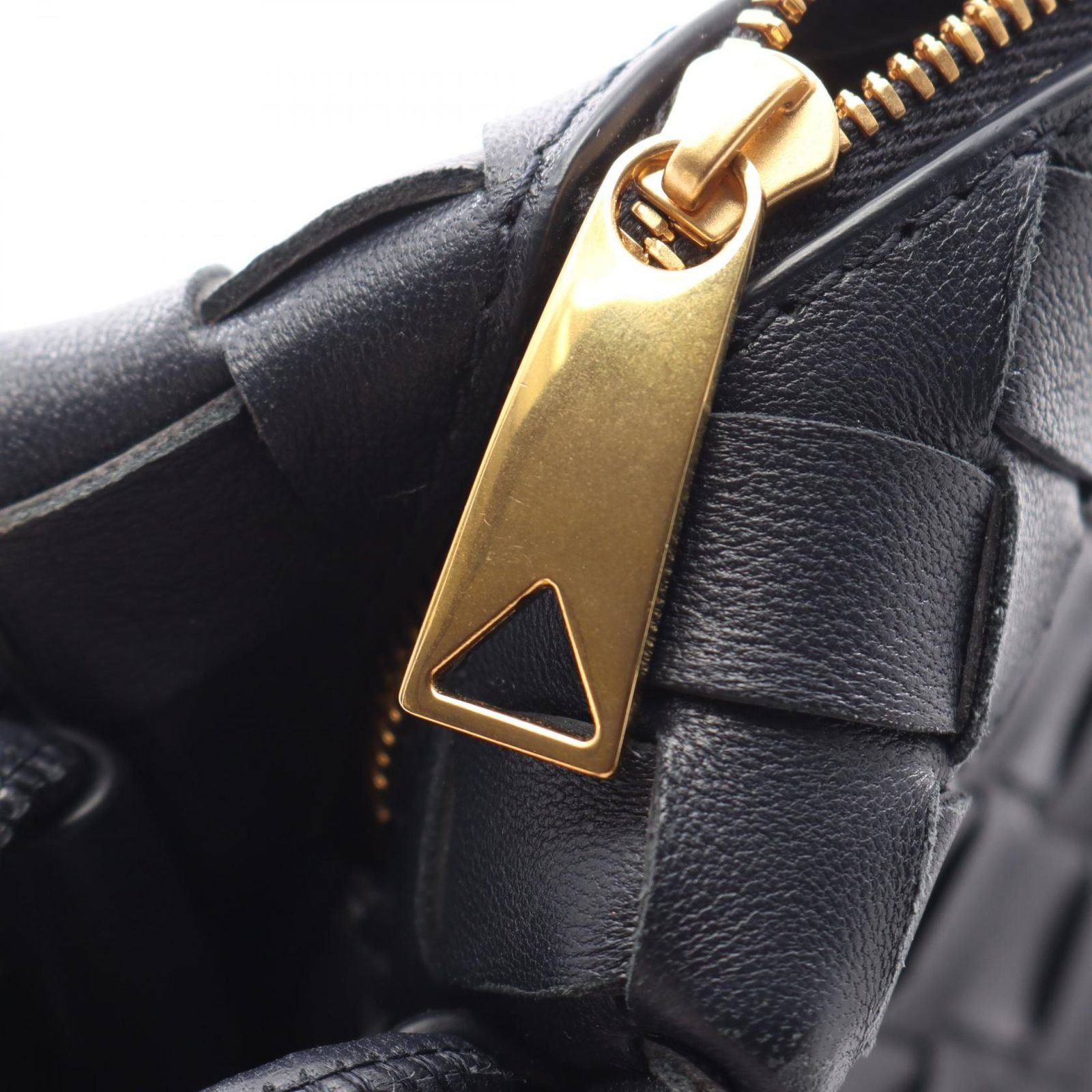 Bottega Veneta Shoulder Bag Loop Intrecciato Navy Leather Mini — view 8