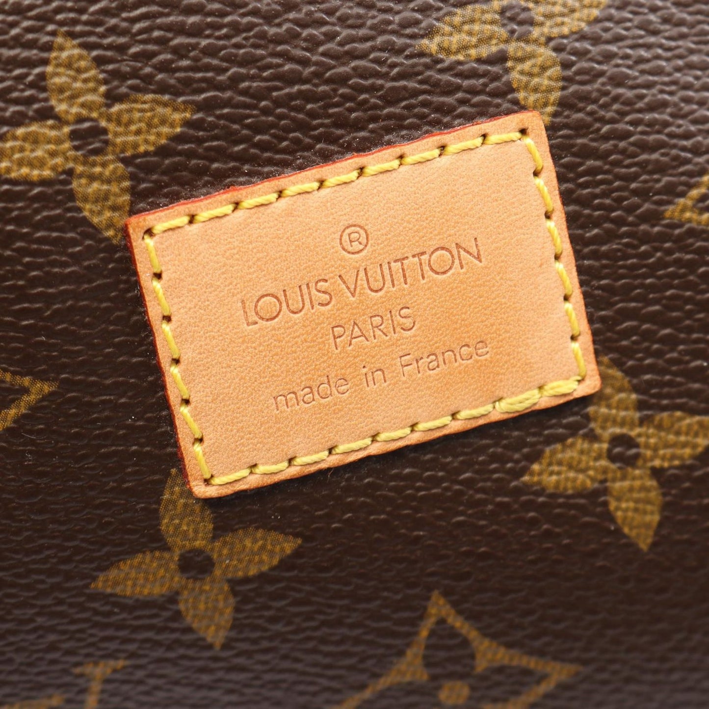 Louis Vuitton Shoulder Bag Saumur 30 Monogram Leather — view 5