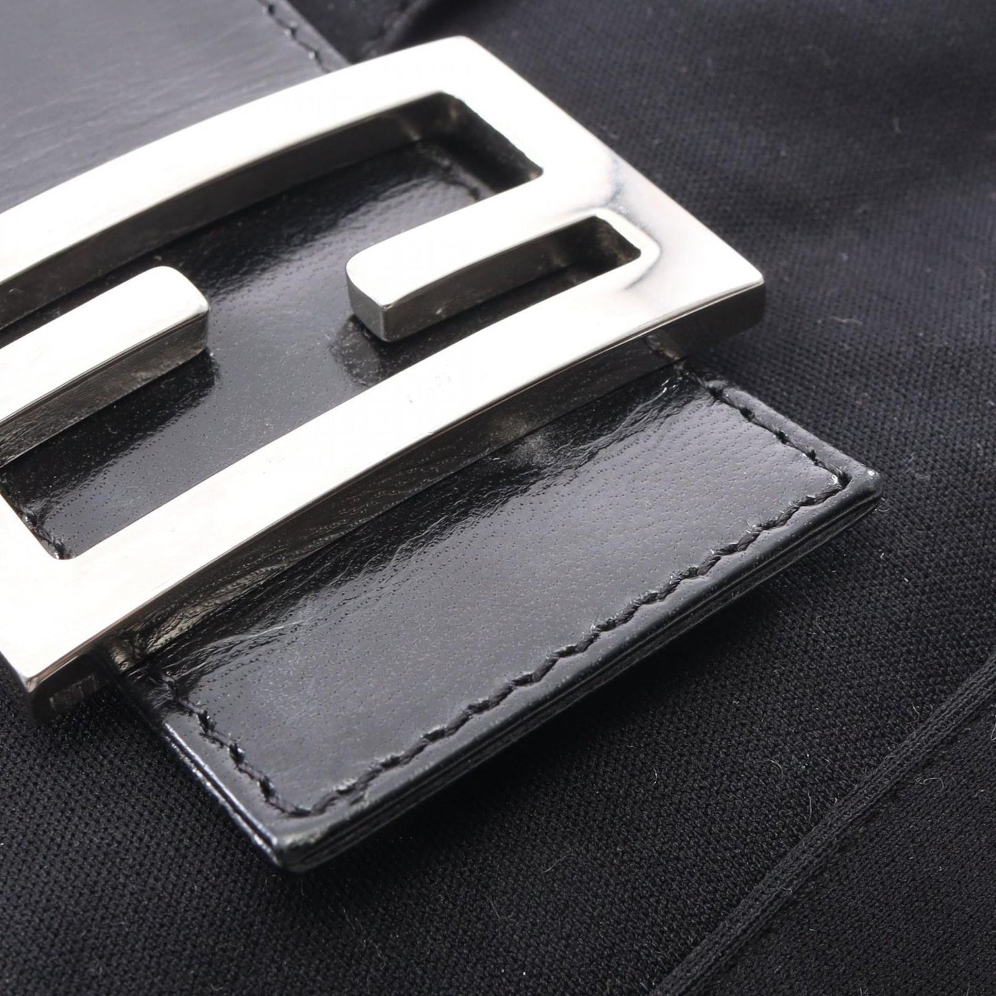 Fendi Shoulder Bag Mamma Bucket Black Leather — view 6