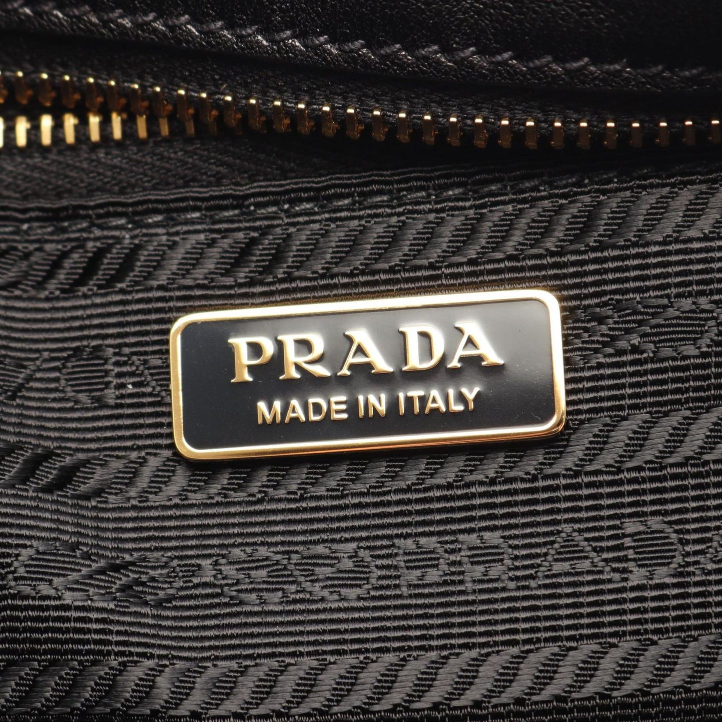 Prada Shoulder Bag Leather — view 4