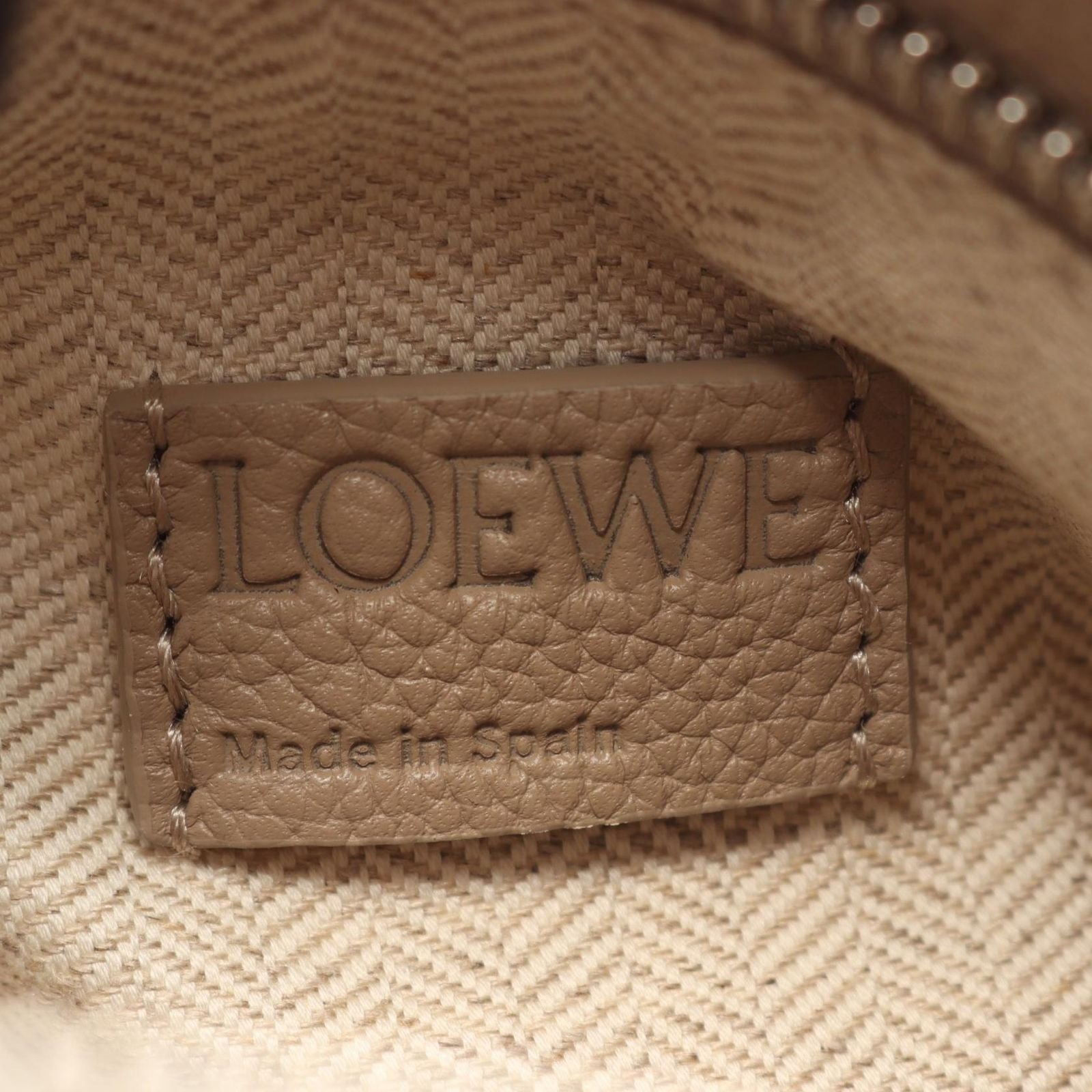Loewe Puzzle Edge Small Leather Shoulder Bag — view 4