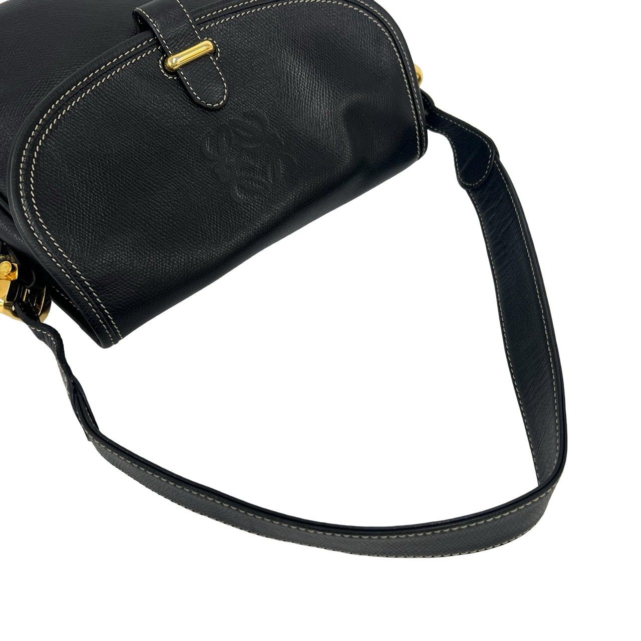 Loewe Vintage Anagram Logo Leather Shoulder Bag Black — view 4