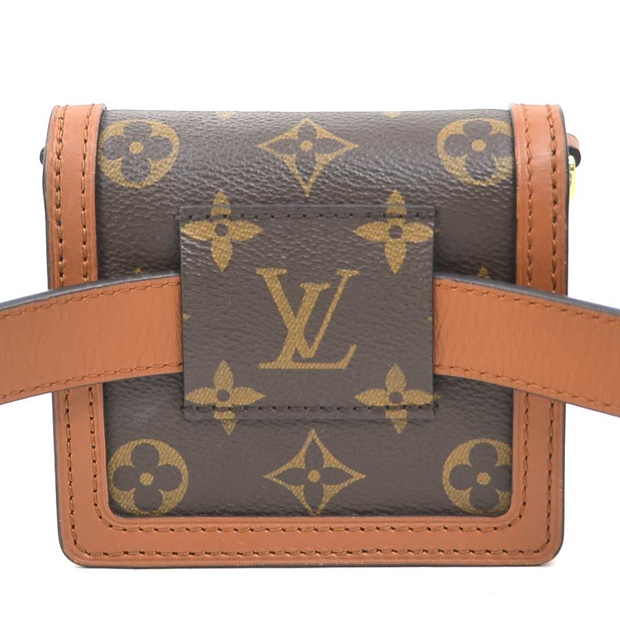 Louis Vuitton Belt Bag Dauphine BB — view 4