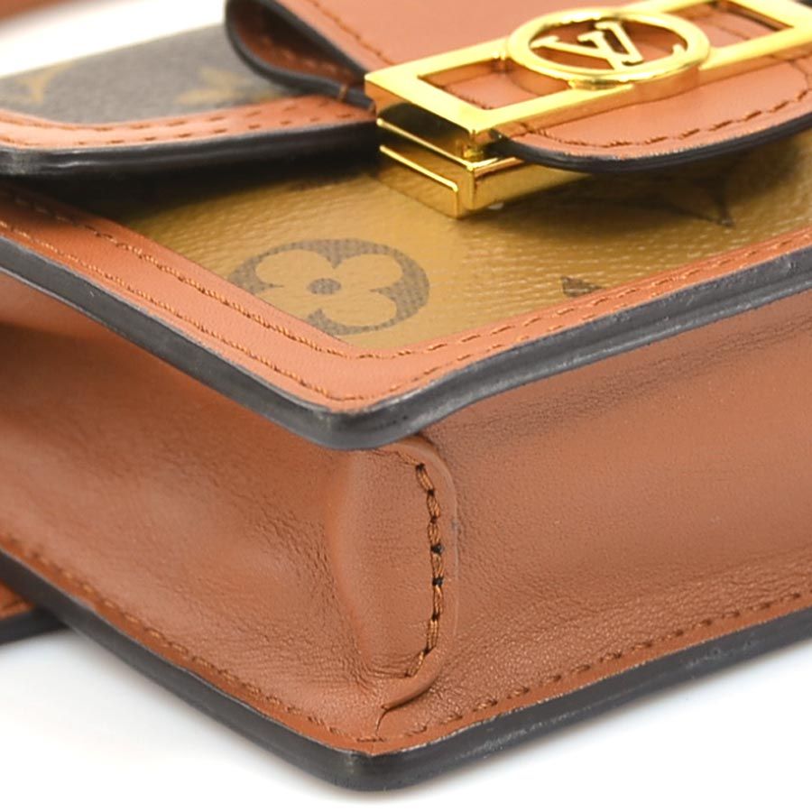 Louis Vuitton Belt Bag Dauphine BB — view 8