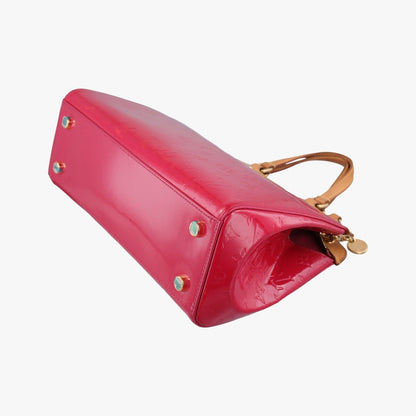 Louis Vuitton Blair MM Rose Indien Vernis Shoulder Bag — view 6
