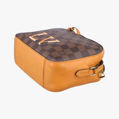 Louis Vuitton Santa Monica Ebene Saffron Damier Canvas Calf Leather Shoulder Bag — view 4
