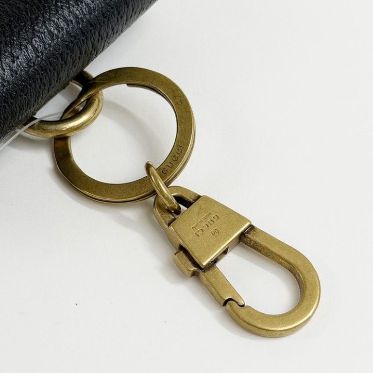 Gucci Earphones Case GG Marmont Airpods Black Leather Gold Shoulder Bag — view 4