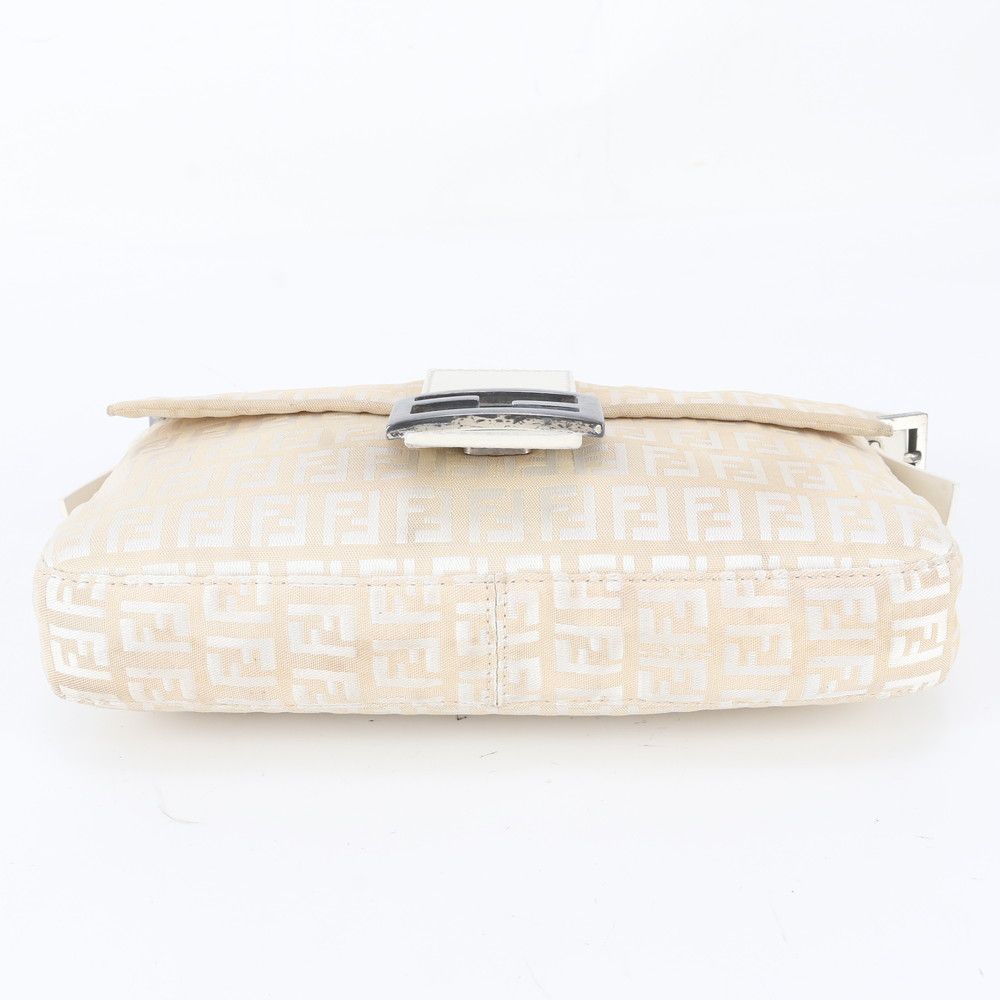 Fendi Zucca Mamma Baguette Bucket Leather Shoulder Bag — view 5