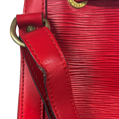 Louis Vuitton Epi Noe Shoulder Bag Drawstring Castilian Red Leather — view 5