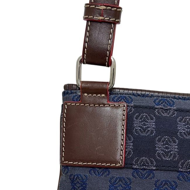 Loewe Shoulder Bag Repeat Anagram Crossbody 330.80.003 Canvas Leather Navy Blue — view 7
