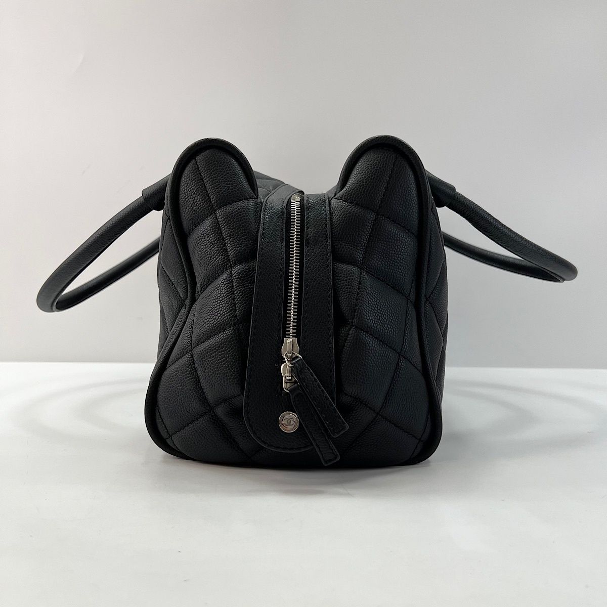 Chanel Handbag Quilted Black — view 6