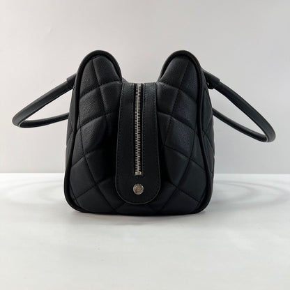 Chanel Handbag Quilted Black — view 5