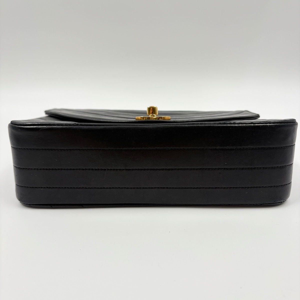 Chanel Handbag Black — view 7