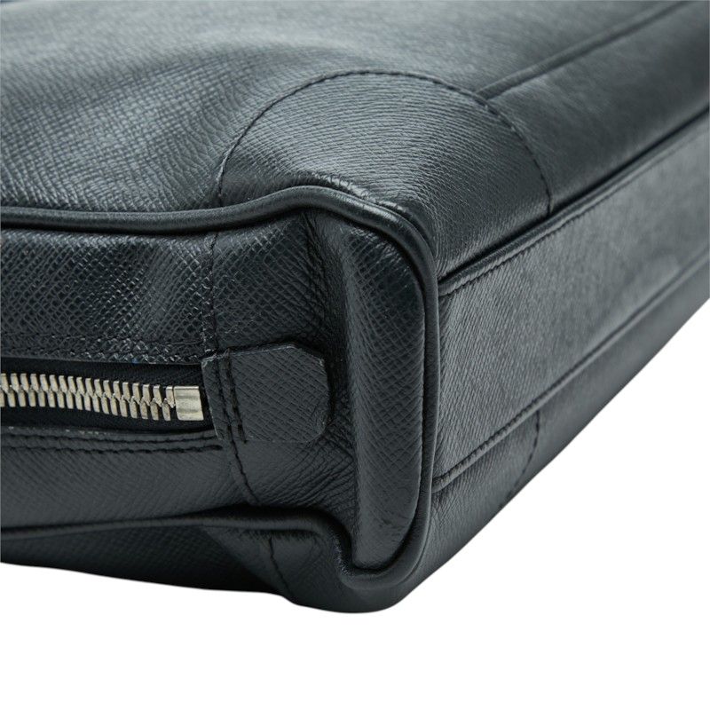 Louis Vuitton Taiga Igor Business Briefcase Ardoise Black Leather — view 5