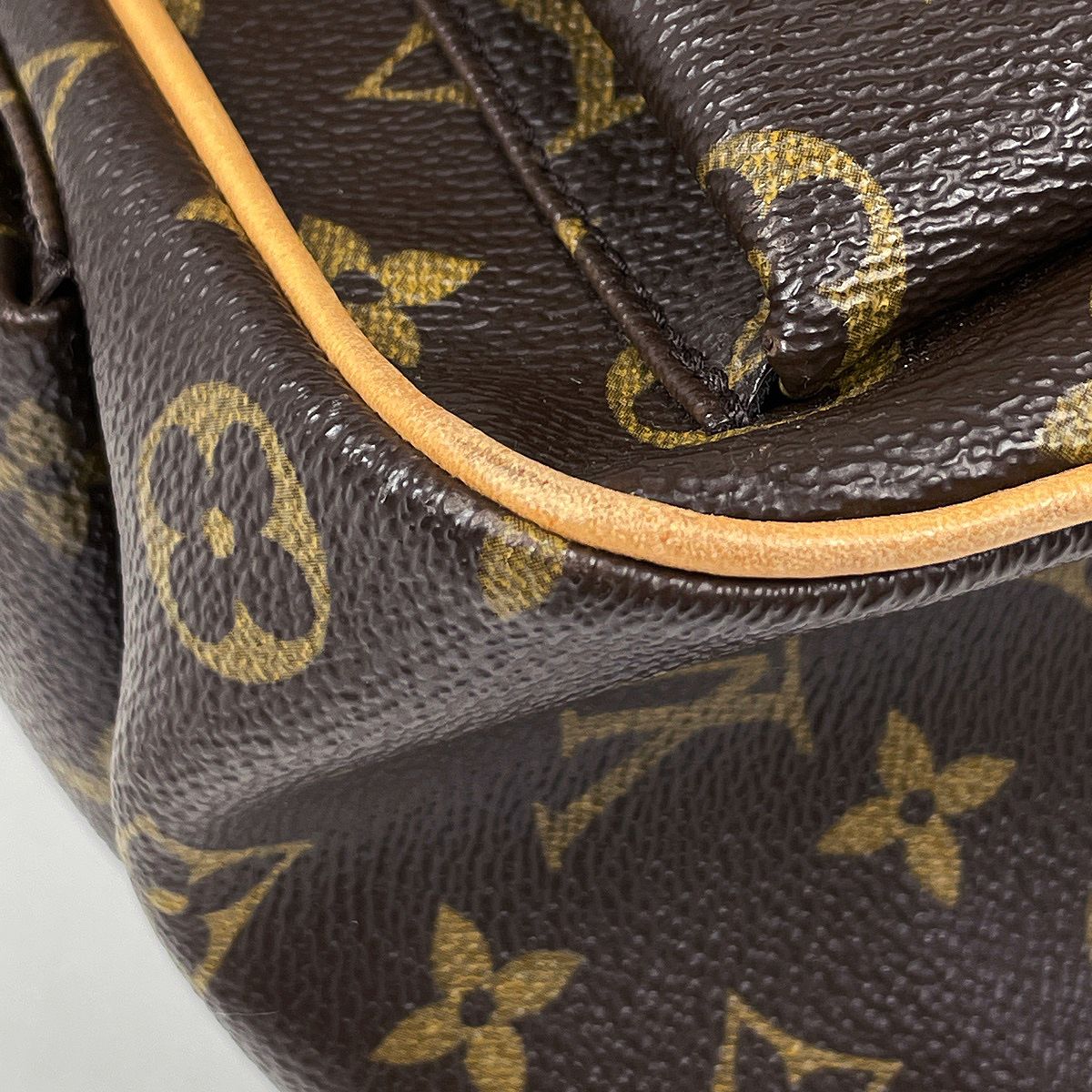 Louis Vuitton Multipuri City Tote Bag Monogram Brown — view 3