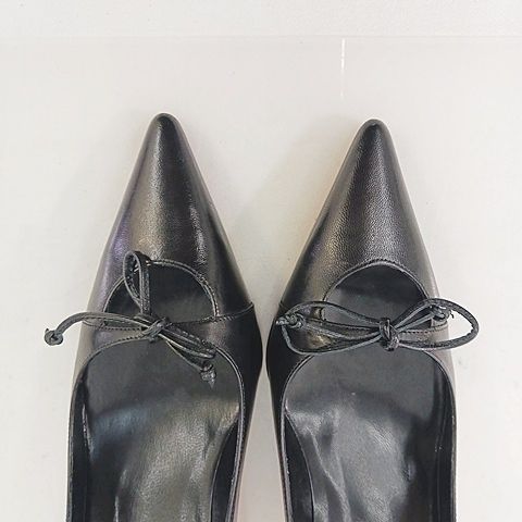 Gucci Pumps Heels Pointed Toe Leather Ribbon Black — view 7