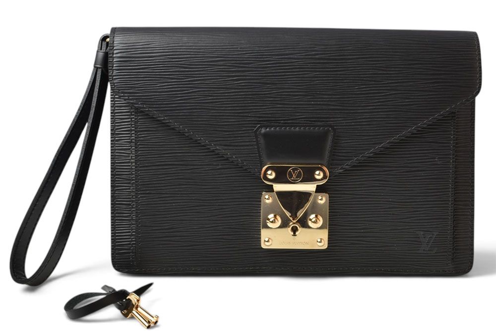 Louis Vuitton Clutch Vintage Epi Pochette Series Dragonne Noir Black