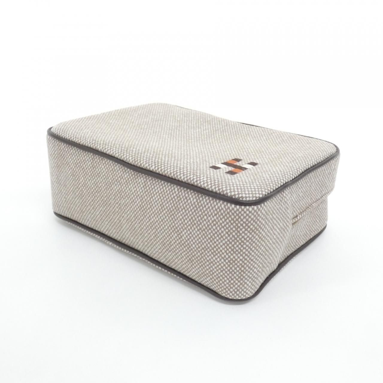 Hermes Chapitore Cavaliere PM Pouch — view 3