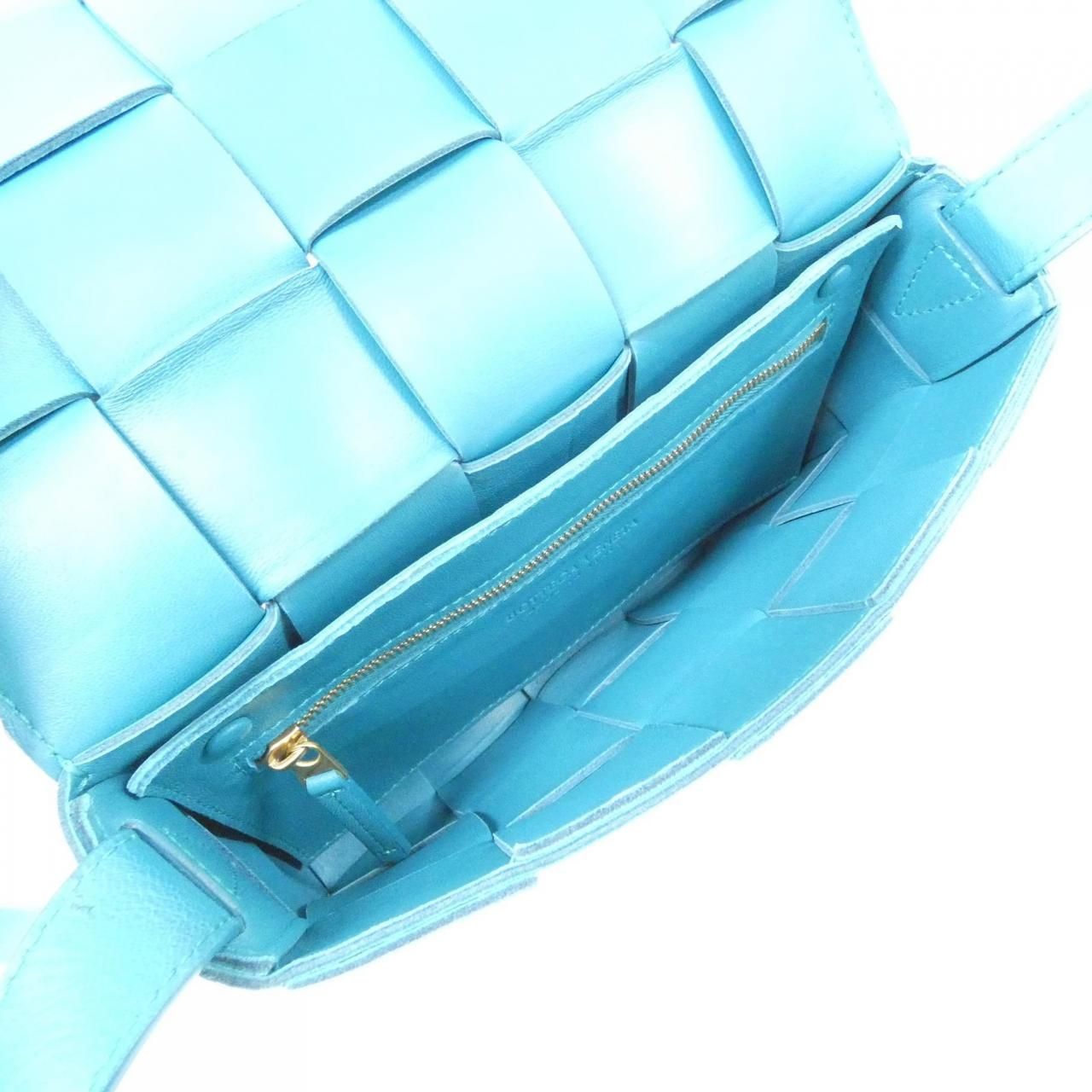 Bottega Veneta Shoulder Bag — view 8
