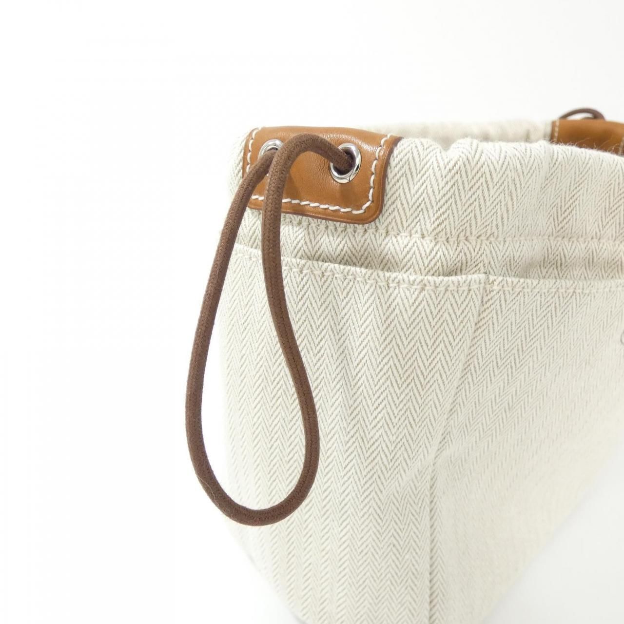 Hermes Fourbi 25 Pouch — view 4