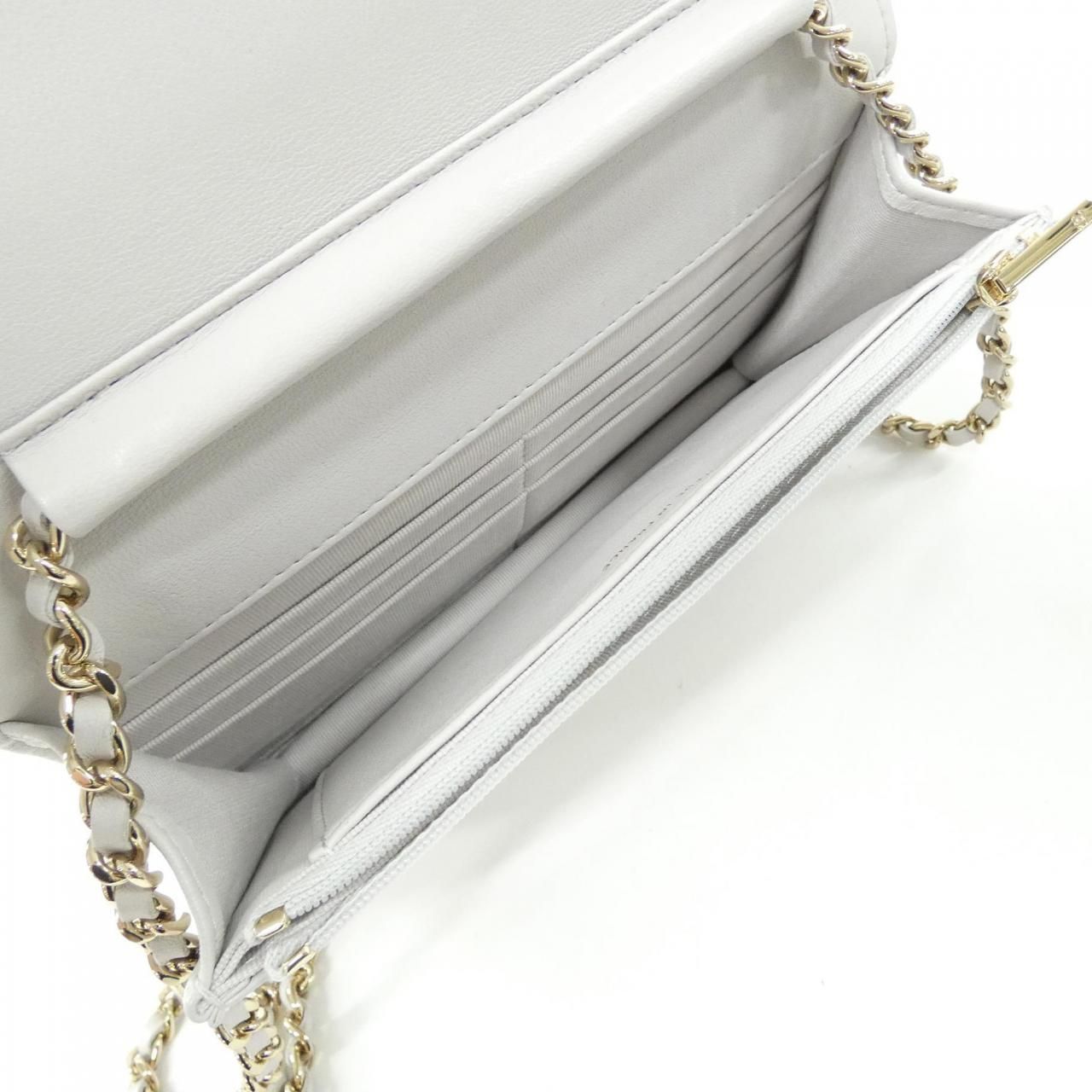 Chanel Chain Wallet Shoulder Bag — view 8