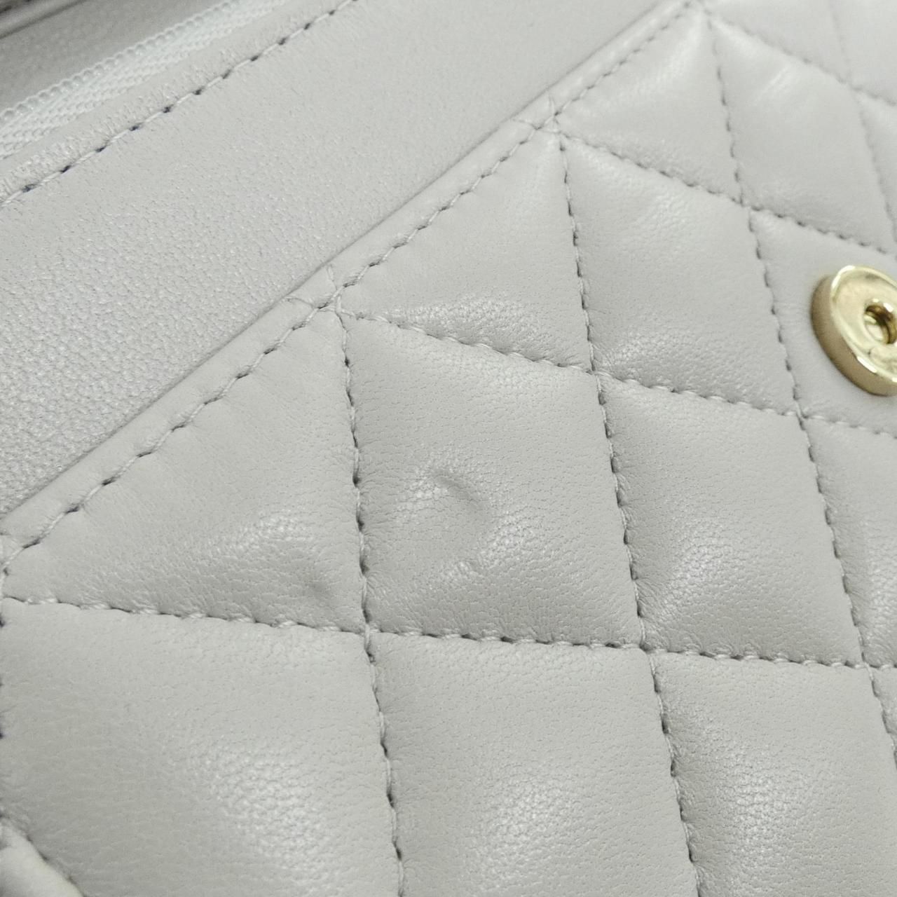 Chanel Chain Wallet Shoulder Bag — view 7