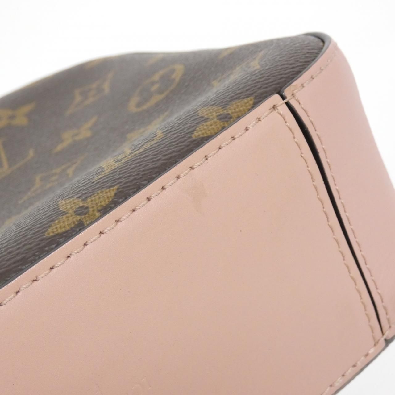 Louis Vuitton Monogram Saintonge Shoulder Bag — view 3