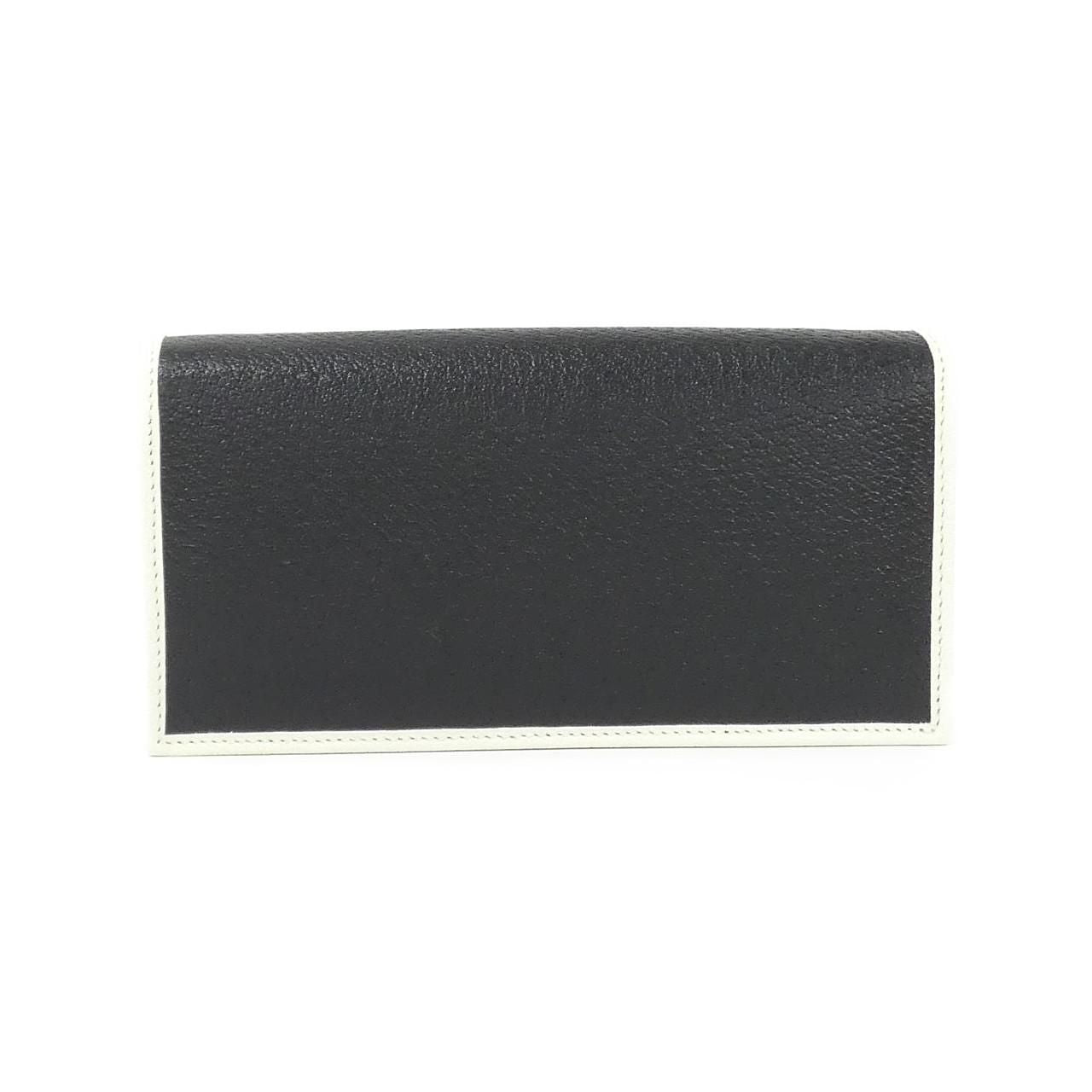 Gucci Chain Wallet Shoulder Bag — view 2
