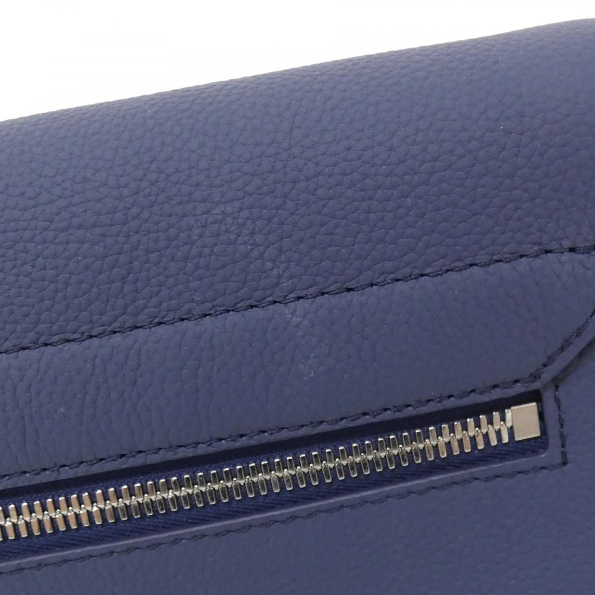 Louis Vuitton LV Aerogram Takeoff Messenger Shoulder Bag — view 5