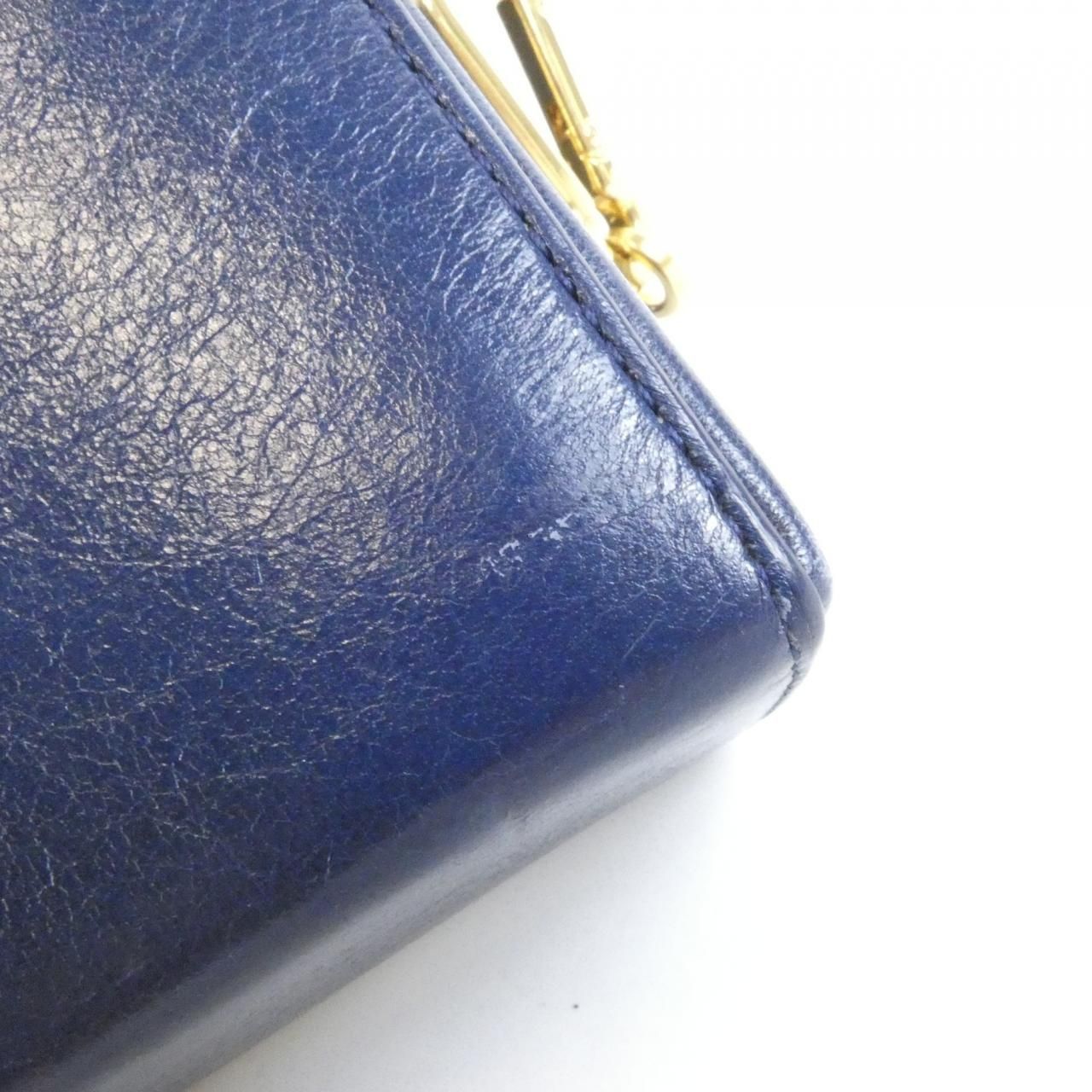Dior 30 Montaigne Shoulder Bag — view 4