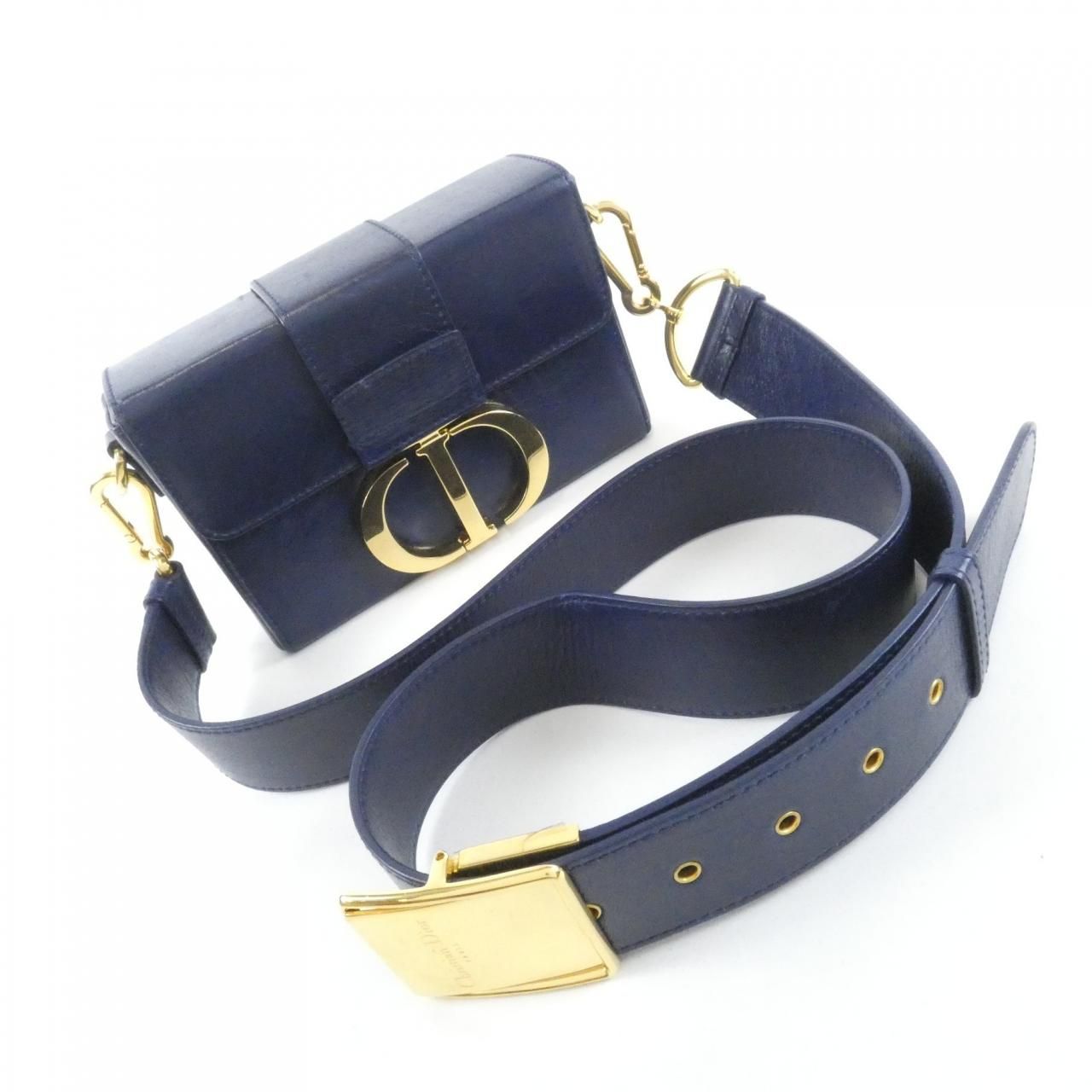 Dior 30 Montaigne Shoulder Bag — view 6