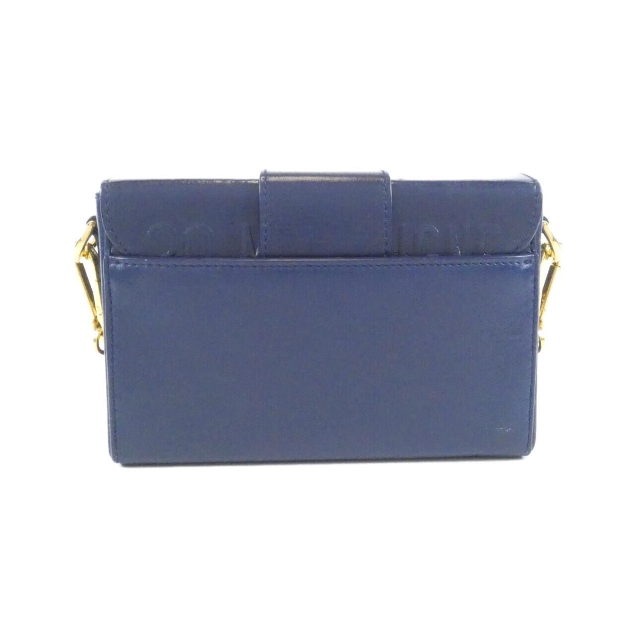 Dior 30 Montaigne Shoulder Bag — view 2