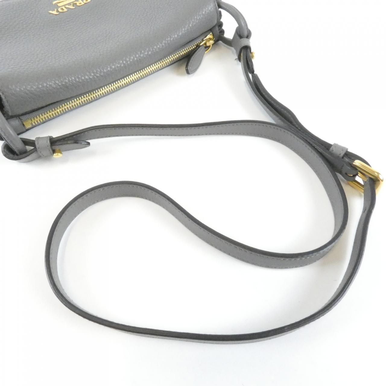 Prada Shoulder Bag Gold — view 7